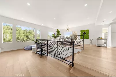 2927 Park Center, Los Angeles, CA 90068 - Photo 31