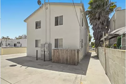 1353 W 60th, Los Angeles, CA 90044 - Photo 29