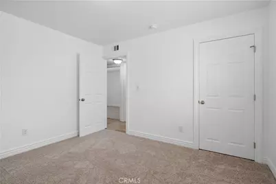 1353 W 60th, Los Angeles, CA 90044 - Photo 25