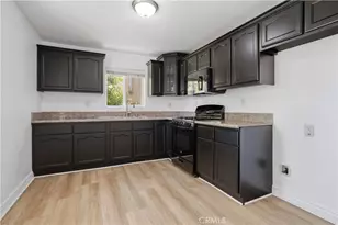 1353 W 60th, Los Angeles, CA 90044 - Photo 9