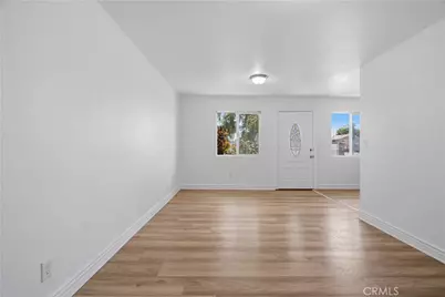 1353 W 60th, Los Angeles, CA 90044 - Photo 3