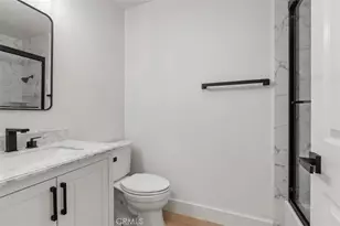 142 Stanford Ct, Irvine, CA 92612 - Photo 21