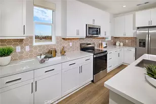 16618 Bottlebrush Ln, Fontana, CA 92336 - Photo 7