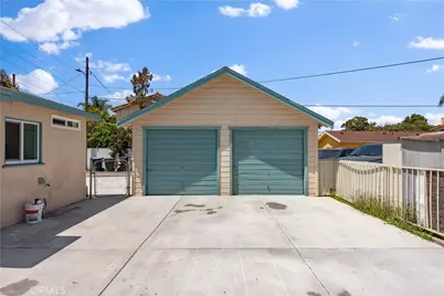 8713 Alondra, Paramount, CA 90723 - Photo 31