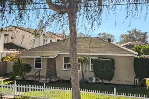 2100 W Valencia Dr, Fullerton, CA 92833 - Photo 43