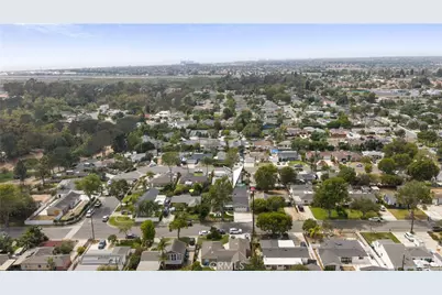2049 Monrovia, Costa Mesa, CA 92627 - Photo 49