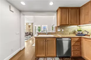 177 Lockford, Irvine, CA 92602 - Photo 17