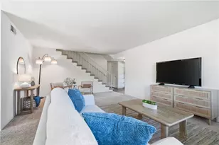 17372 Mira Loma Cir, Huntington Beach, CA 92647 - Photo 11