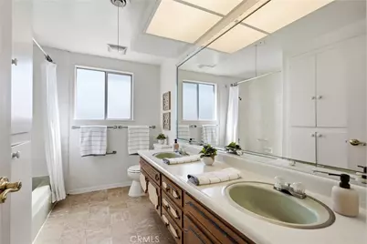 17372 Mira Loma Circle, Huntington Beach, CA 92647 - Photo 33