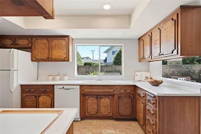 17372 Mira Loma Circle, Huntington Beach, CA 92647 - Photo 17