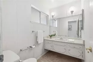 17372 Mira Loma Cir, Huntington Beach, CA 92647 - Photo 25