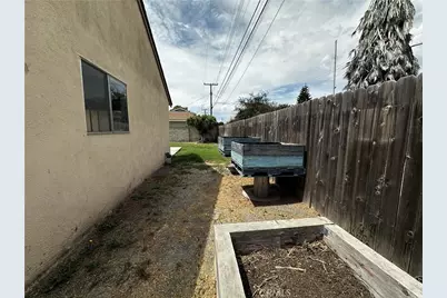 5751 Castle Drive, Huntington Beach, CA 92649 - Photo 19