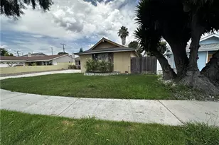 5751 Castle Dr, Huntington Beach, CA 92649 - Photo 11