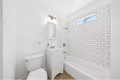 1174 E 9th Street, Long Beach, CA 90813 - Photo 17