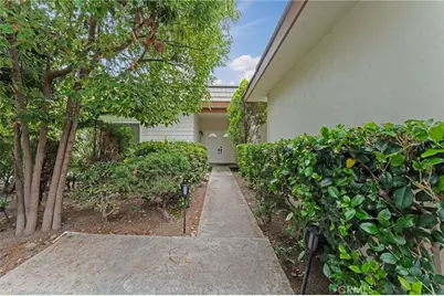20 Norton St, Irvine, CA 92612 - Photo 3