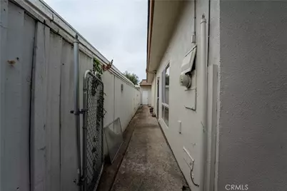 20 Norton St, Irvine, CA 92612 - Photo 31