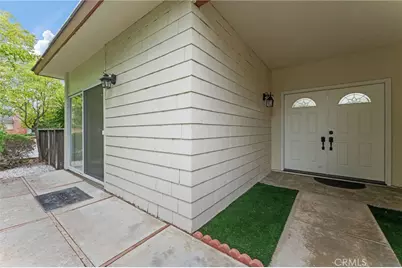 20 Norton St, Irvine, CA 92612 - Photo 5