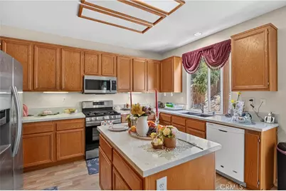 42124 Orange Blossom, Temecula, CA 92591 - Photo 17