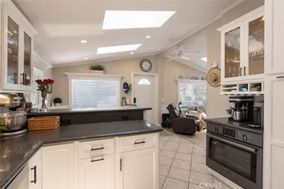 711 Huntington, Huntington Beach, CA 92648 - Photo 11