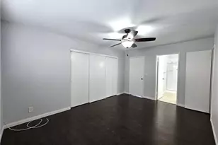 18501 Cecelia Way, Cerritos, CA 90703 - Photo 11
