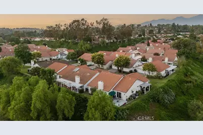 27792 Via Granados, Mission Viejo, CA 92692 - Photo 31