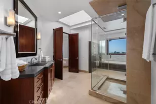 2907 Cliff Dr, Newport Beach, CA 92663 - Photo 19