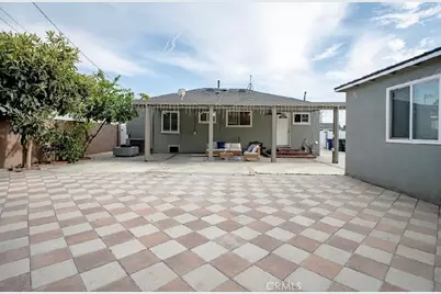 8217 Poinsettia Drive, Buena Park, CA 90620 - Photo 9