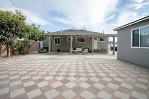 8217 Poinsettia Dr, Buena Park, CA 90620 - Photo 9