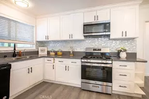 8217 Poinsettia Dr, Buena Park, CA 90620 - Photo 19