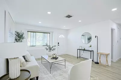 15611 Toway, Huntington Beach, CA 92647 - Photo 7