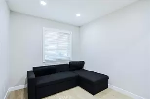 15611 Toway, Huntington Beach, CA 92647 - Photo 17
