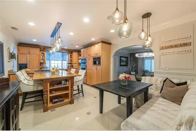 1861 W Chalet, Anaheim, CA 92804 - Photo 13