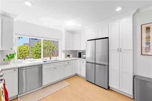 19401 Merion Cir, Huntington Beach, CA 92648 - Photo 13