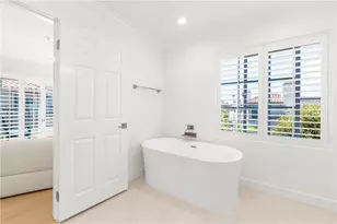 19401 Merion Cir, Huntington Beach, CA 92648 - Photo 31