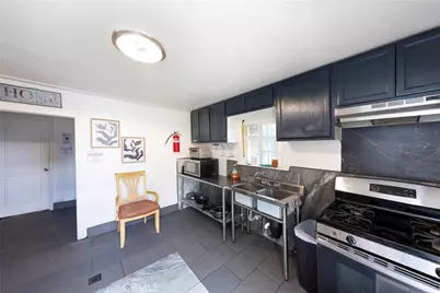 2430 W 6th #A&amp;b, Santa Ana, CA 92703 - Photo 5