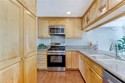 8884 Thames River, Fountain Valley, CA 92708 - Photo 13