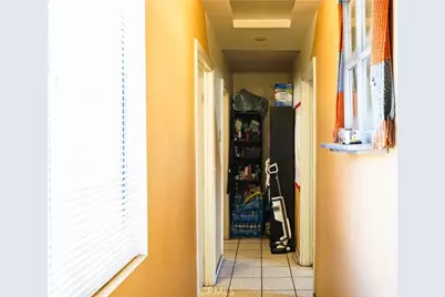 649 S Vancouver Avenue, Los Angeles, CA 90022 - Photo 29