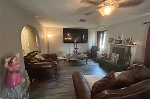 32257 Zircon, Lucerne Valley, CA 92356 - Photo 11