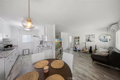 611 S La Veta Park Cir #127, Orange, CA 92868 - Photo 3
