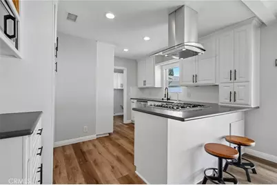 5792 Venturi Drive, Huntington Beach, CA 92649 - Photo 11