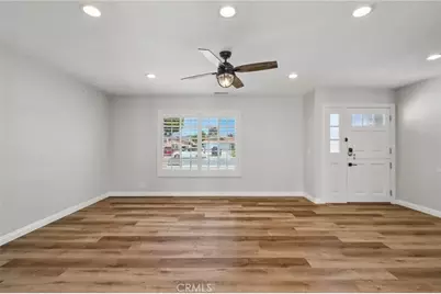 5792 Venturi Drive, Huntington Beach, CA 92649 - Photo 3