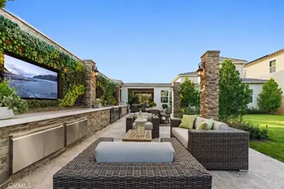 136 Drama, Irvine, CA 92618 - Photo 5