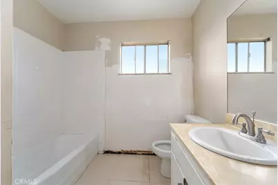 11617 Carnation, Fountain Valley, CA 92708 - Photo 17