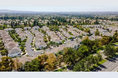 98 Winslow, Irvine, CA 92620 - Photo 37