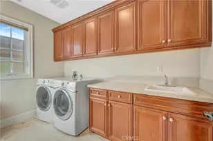 17441 Suffolk Ln, Huntington Beach, CA 92649 - Photo 39