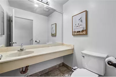 4828 W 5th #E, Santa Ana, CA 92703 - Photo 21