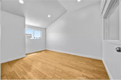 4828 W 5th #E, Santa Ana, CA 92703 - Photo 17