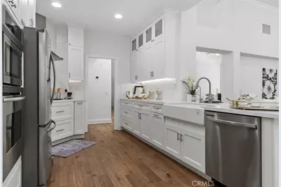 21451 Medina, Mission Viejo, CA 92692 - Photo 7