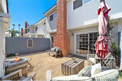 8215 Deerfield Drive, Huntington Beach, CA 92646 - Photo 25