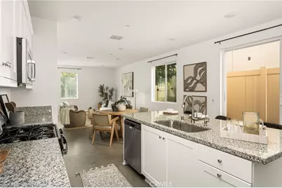 24557 Sonieta Court, Corona, CA 92883 - Photo 17